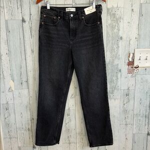 Abercrombie & Fitch Woman’s Straight Jeans